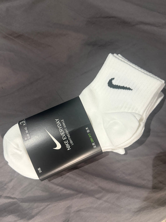 ANKLE socks