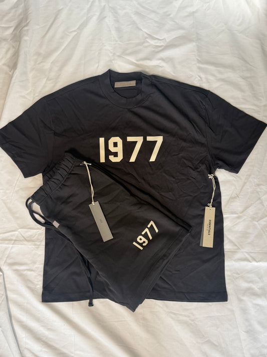 1977 Iron Grey Short Set