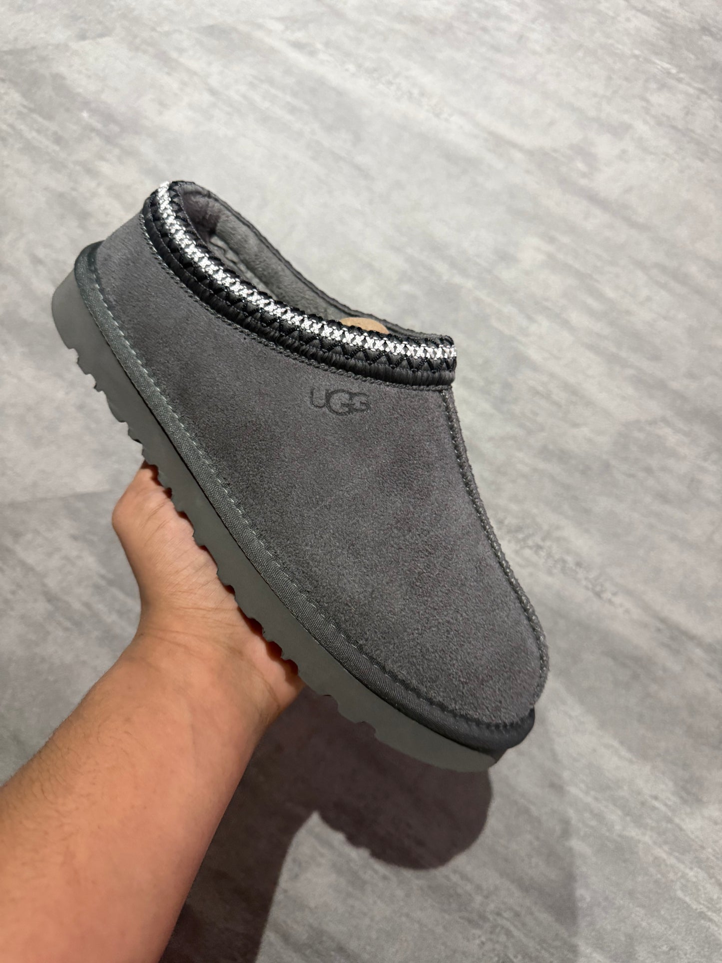 Grey Tasmans