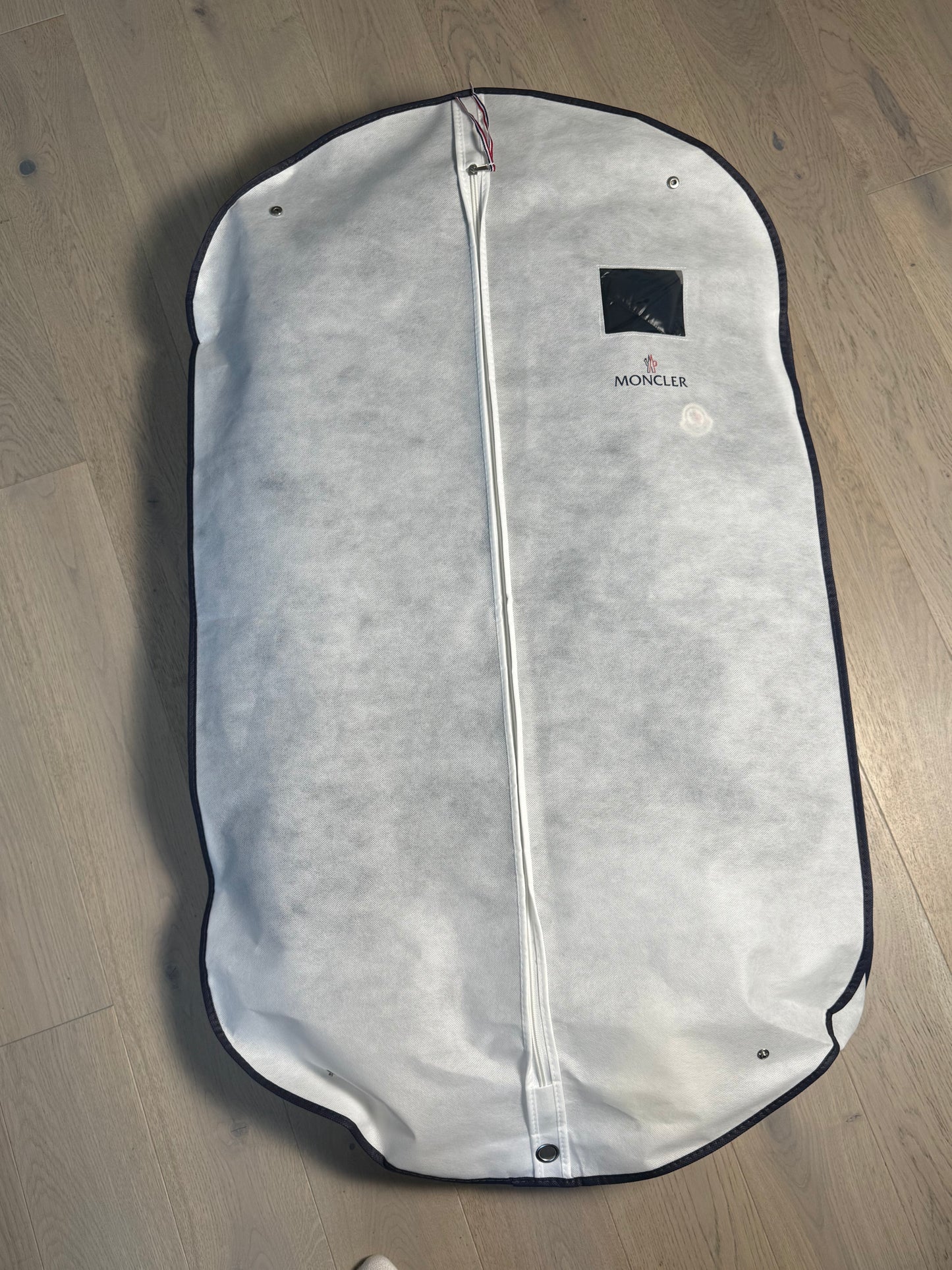 £1 Moncler Maya Raffle (READ DESCRIPTION IMPORTANT)